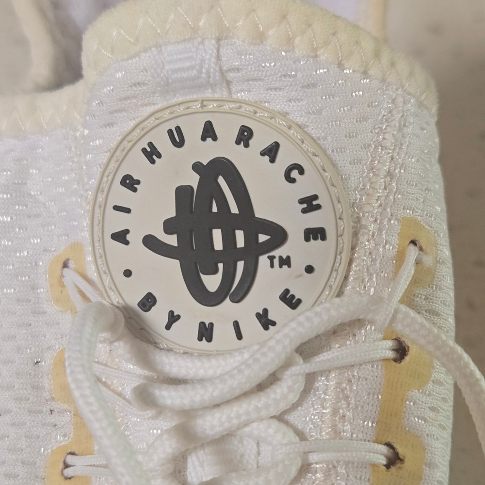 Nike Air Huarache Womans 7.5 Run Ultra White Pale Yellow Sneakers 819151-102 - Picture 2 of 9
